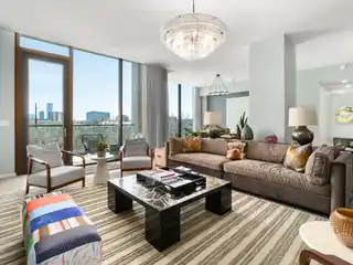 Luxury Penthouse in the Loren