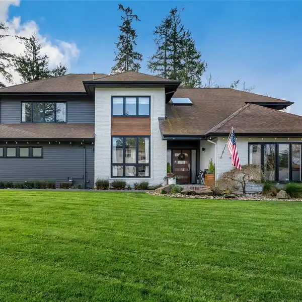 NEWLY REMODELED WITH DESIGNER FINISHES