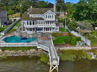 Stunning Waterfront Retreat on the Scenic Housatonic River