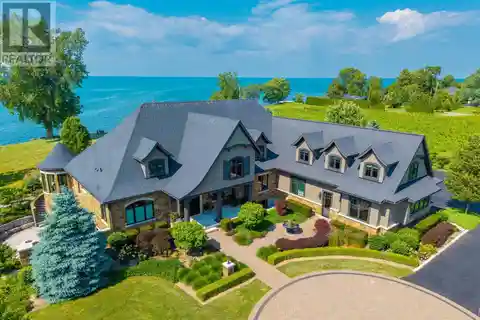 Luxury Lake Ontario Estate