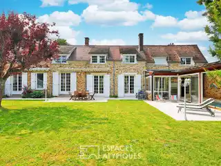 Renovated Farmhouse with Indoor Swimming Pool and Garden