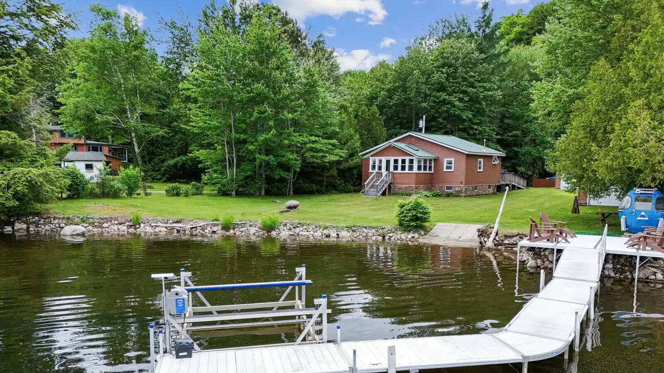Wonderful Lakefront Property