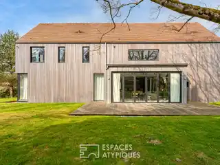 Eco-friendly Contemporary Oasis in Bullion