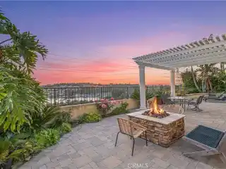 Breathtaking Lake View Residence in Canyon Crest