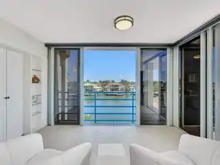 Beautifully Appointed Penthouse End Unit