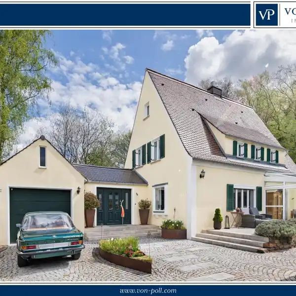 DETACHED HOUSE WITH DIRECT FOREST ACCESS – STYLISH LIVING IN A NATURAL LOCATION