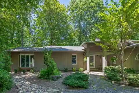 Stylish Home in a Natural Lakefront Setting