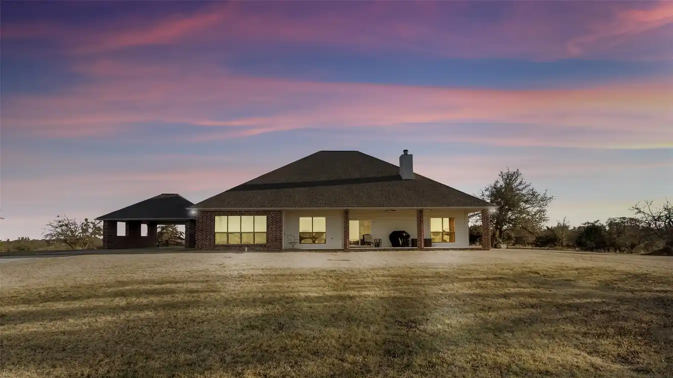 Beautiful Ranch Property with Long-range Views