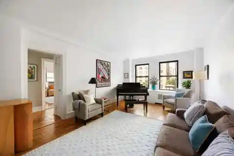 Gracious Corner Four Bedroom Residence in a Prestigious Building