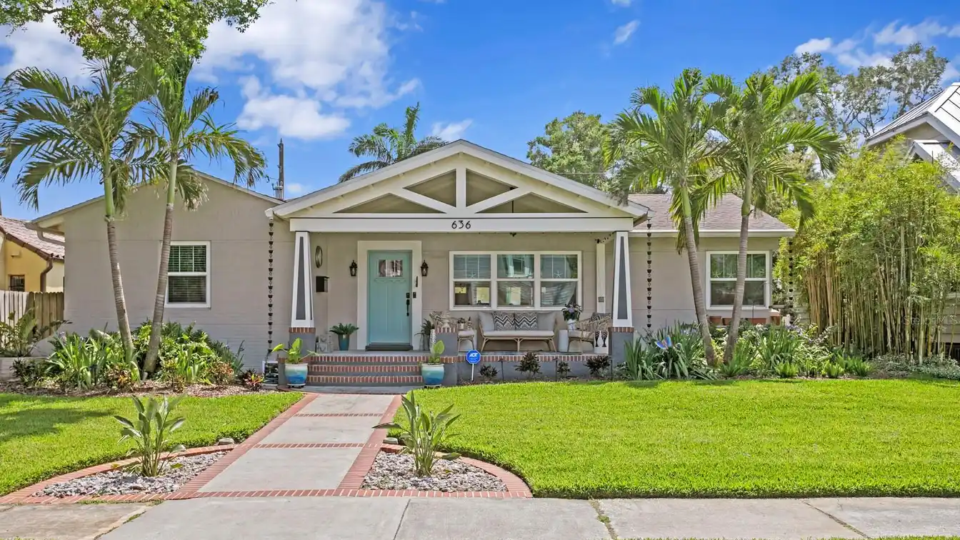 Beautifully Renovated Bungalow