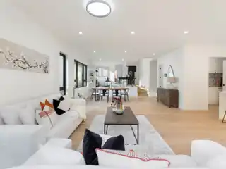 Brand-New Elegant Standalone Home