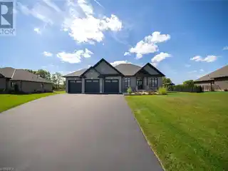Custom Home on a Sprawling Lot in Prestigious Valley Estates