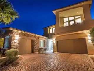 Sleek Estate in the Prestigious Peaks Community