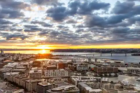 Harbour-View Sanctuary with Concierge Service