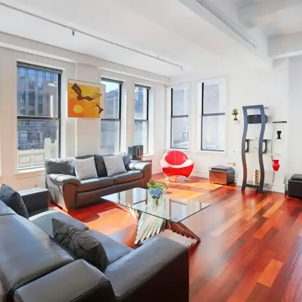 PENTHOUSE GRANDEUR - A NOMAD CLASSIC PRE-WAR CONDO