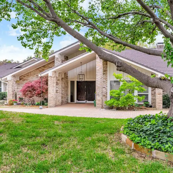 LUXURY HOME IN NORTHWOOD HILLS ESTATES