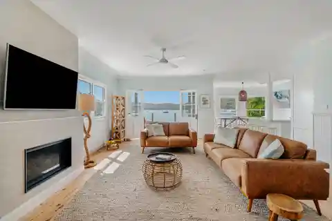 Quintessential Bayside Cottage