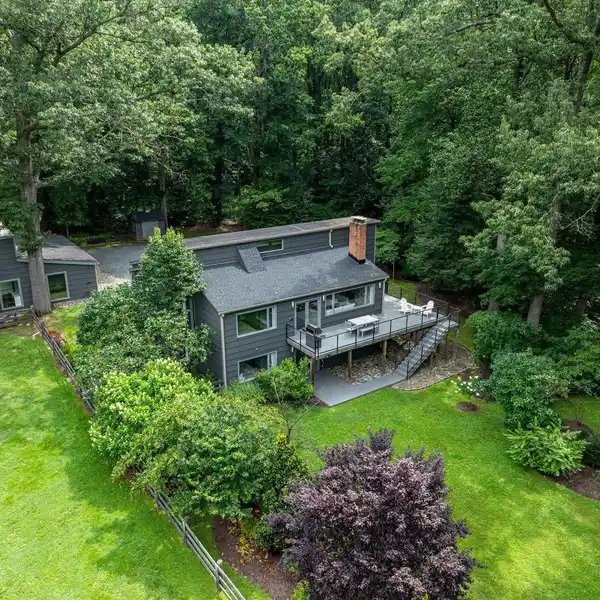 BEAUTIFULLY REIMAGINED 5-ACRE ESTATE