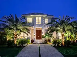 Amazing New Construction in Olde Naples