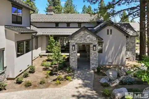 Brand New Mountain Modern Home in Montreux