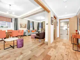 Bright and Spacious Newly Refurbished Apartment