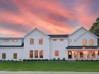 Luxurious Custom Retreat