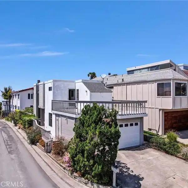 RARE OCEAN VIEW OPPORTUNITY