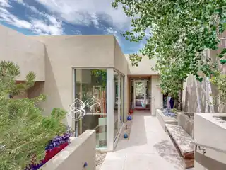 Contemporary Home High Above the City