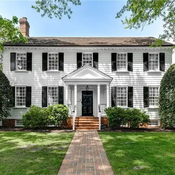 TURNKEY RECENTLY RENOVATED HOME
