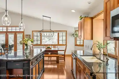 Remarkable Residence in a Tranquil Cul-De-Sac