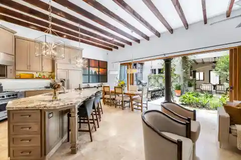 A Contemporary Sanctuary with Colonial Soul in the Heart of San Miguel De Allende