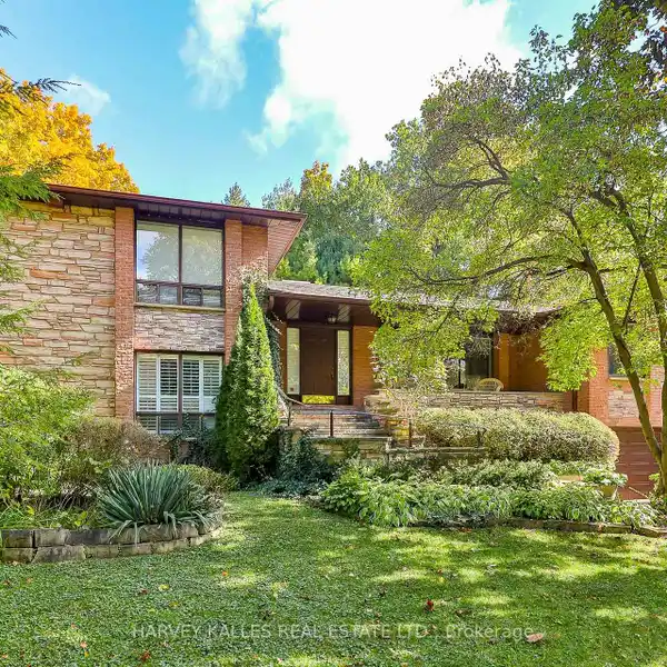 ENDLESS POSSIBILITIES IN A GREAT LOCATION