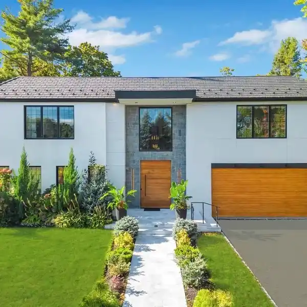 EXCEPTIONAL NEW CONSTRUCTION IN THE VILLAGE OF SADDLE ROCK