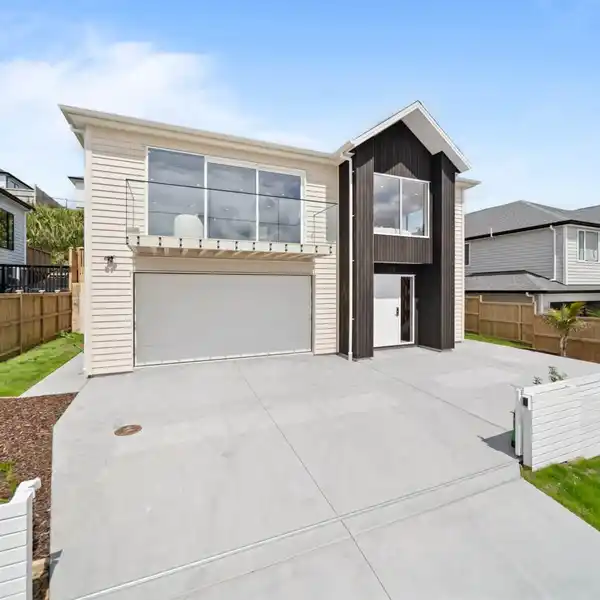 ELEVATED COMFORT AND SOPHISTICATION