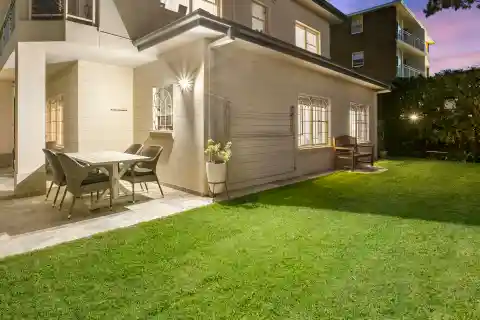 Beautifully Reimagined North-Facing Garden Apartment