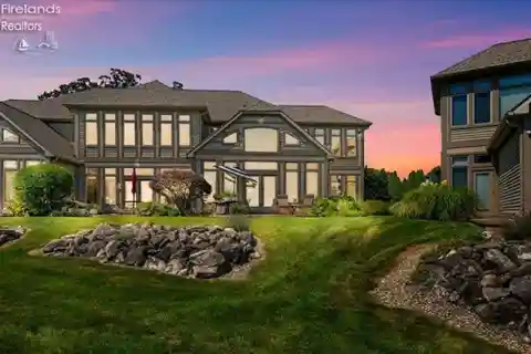 Rare Condo with Stunning Lake Erie Views