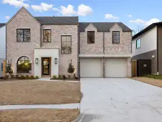 Stunning New Construction in Midway Hollow