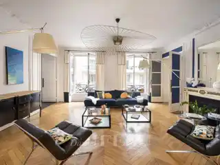 Peaceful Dual-Aspect Family Apartment