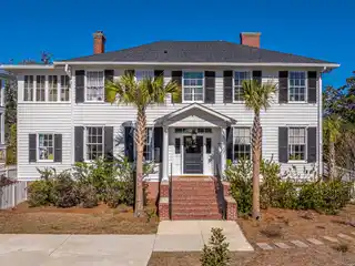 Thoughtfully Renovated Home Near Historic Downtown Charleston