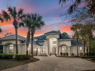 Beautiful Custom Home in Regatta Bay