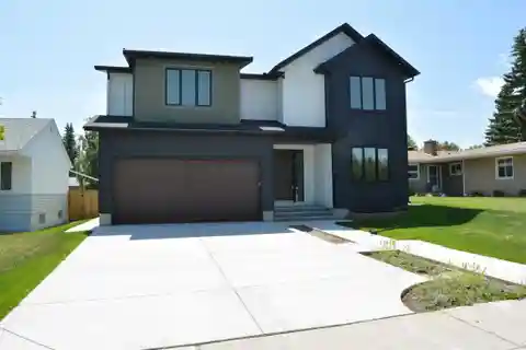 Smart Home Comfort Meets Elegant Family Living