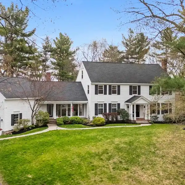 CLASSIC ALL-AMERICAN HOME