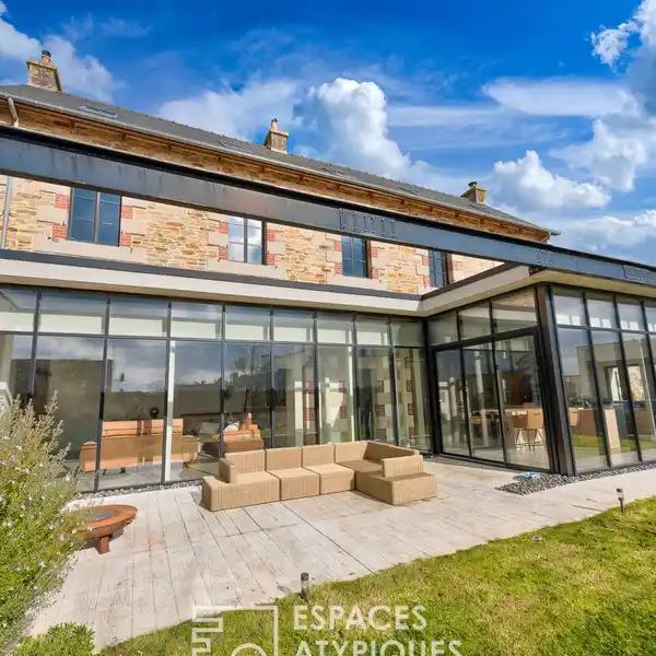 ELEGANT STONE HOME WITH SUNLIT CONTEMPORARY EXTENSION