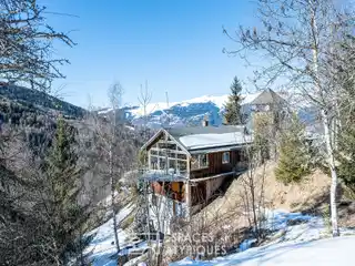 Secluded Chalet with Spectacular Alpine Setting