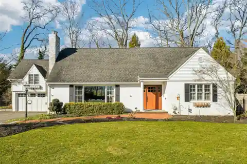 Gorgeous Home with Great Space