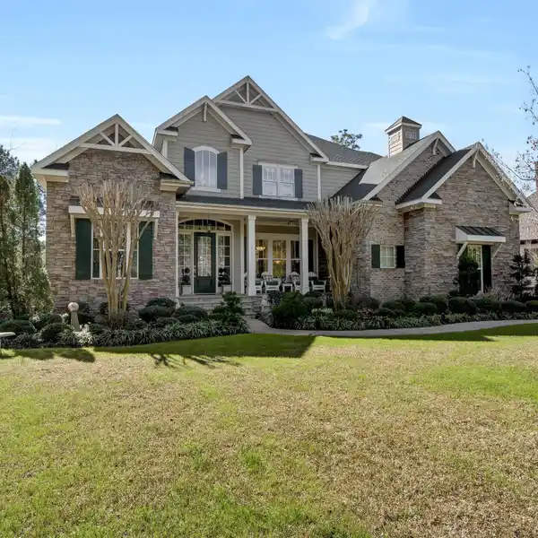 ONE-OF-A-KIND BARKER CANADY LUXURY SHOWCASE HOME