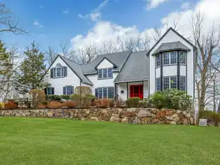 Classic Colonial on 4.41 Acres