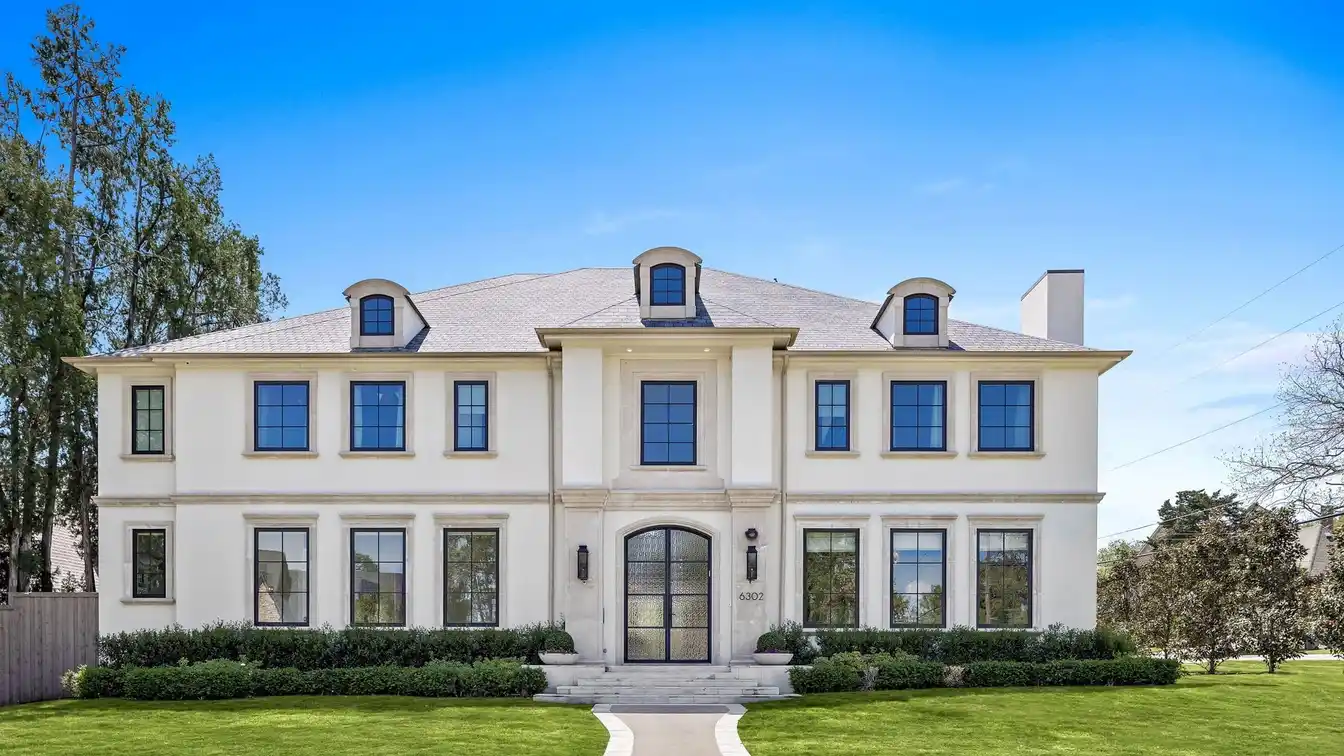 Chateau-style Masterpiece