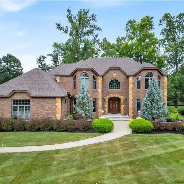 PRIME WESTLAKE HOME WITH ROOM TO GROW