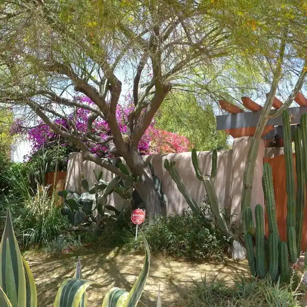 CHARMING HOME WITH AUTHENTICITY AND ENDLESS POTENTIAL